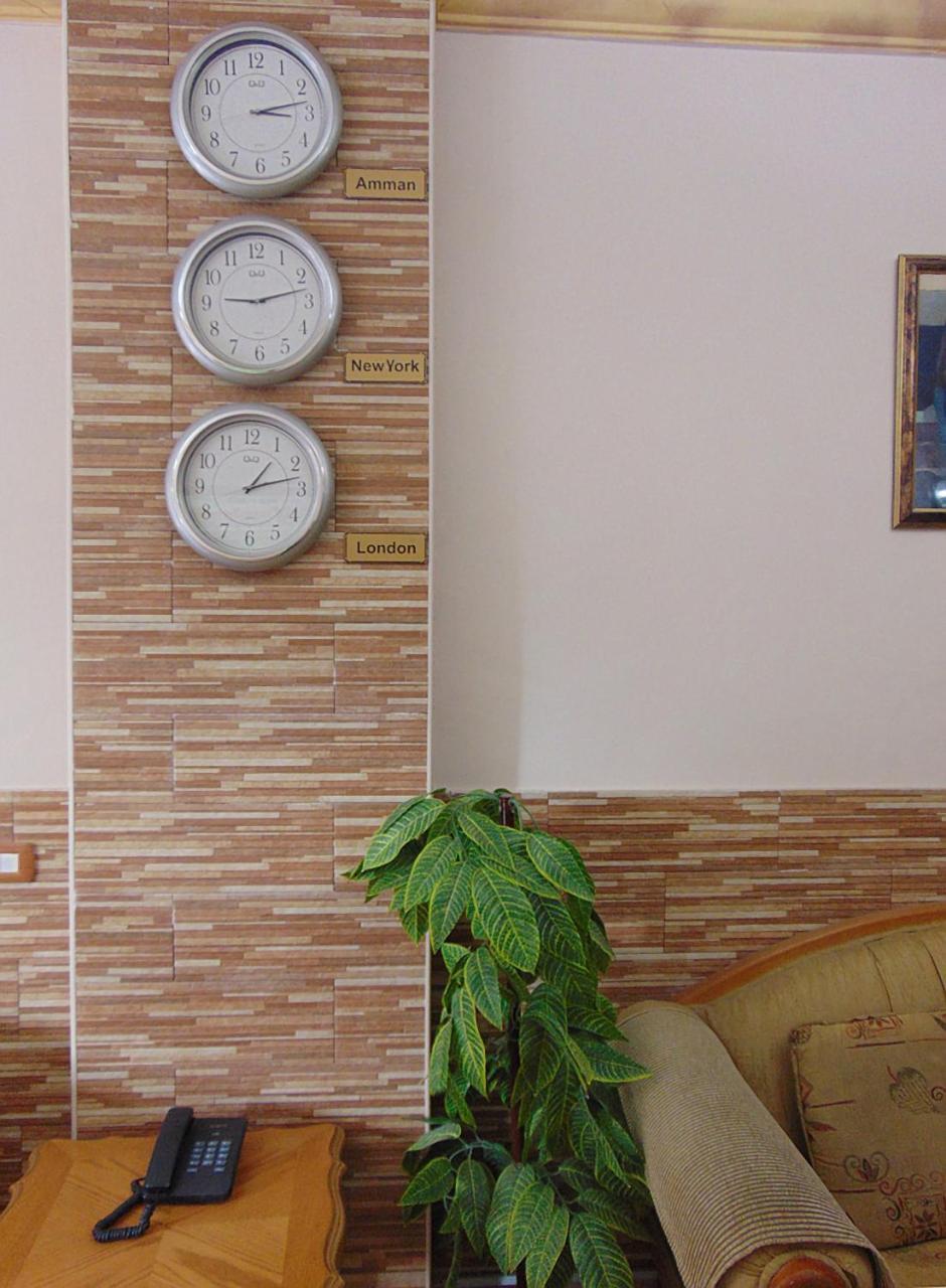 Al-Nujoom Hotel Suites 암만 외부 사진