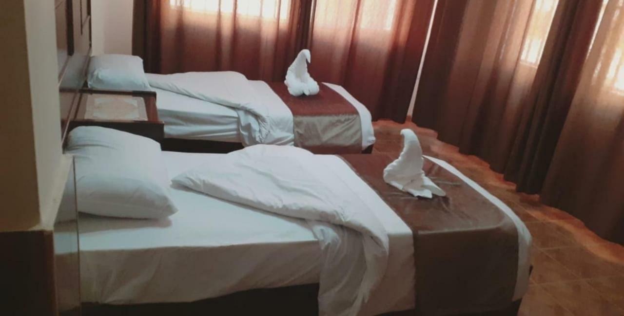 Al-Nujoom Hotel Suites 암만 외부 사진